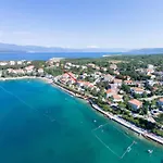 By Interhome Сило