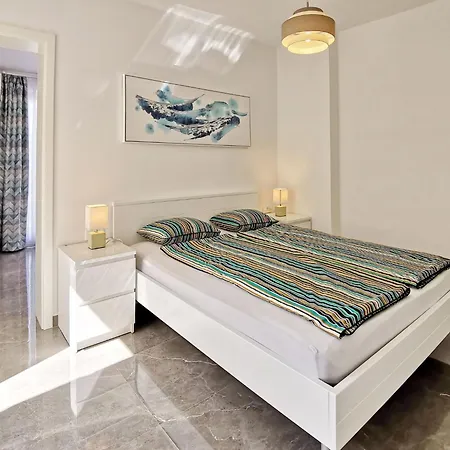 By Interhome Apartmán