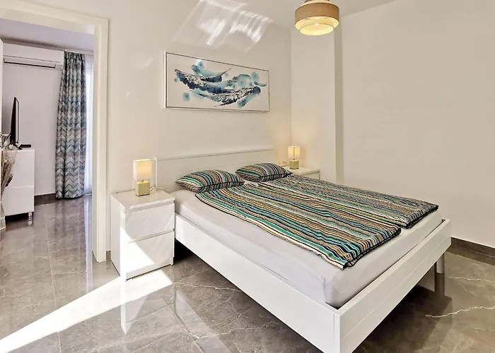 By Interhome Apartmán