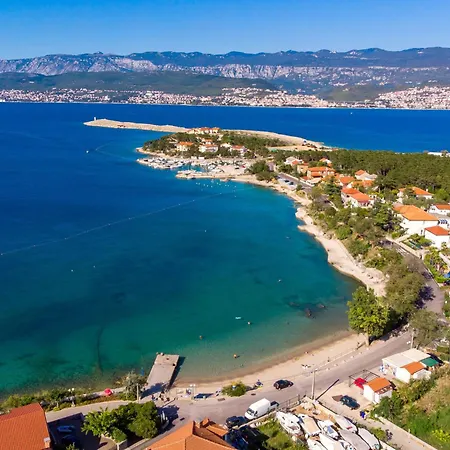 By Interhome Appartement Šilo