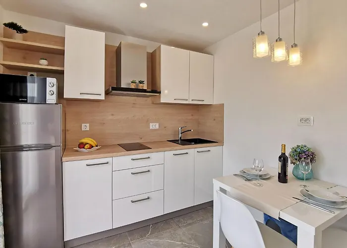 By Interhome Apartament Šilo