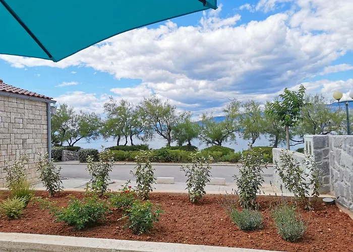 By Interhome * Šilo